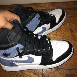 Jordan blue moon 1s